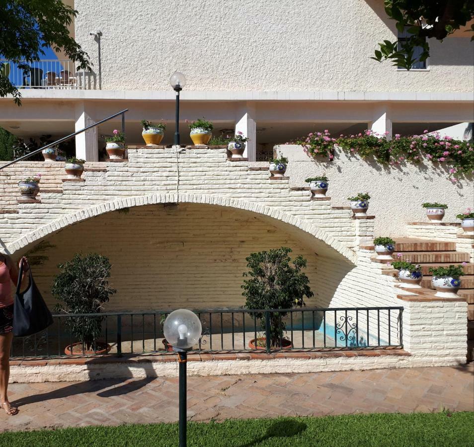 Carihuela park palace Torremolinos Bagian luar foto